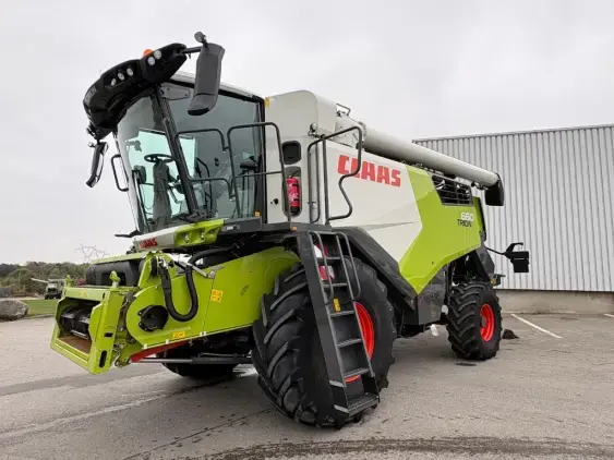 CLAAS Trion 660  - Photo 3