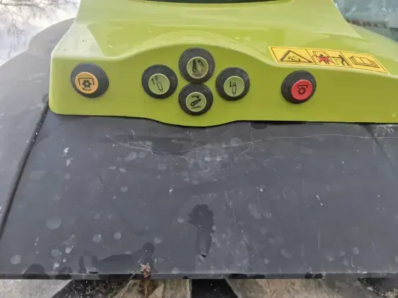 CLAAS ARION 650 - Photo 14