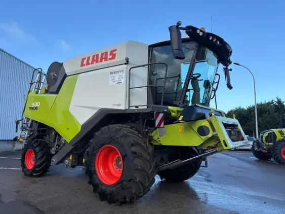 CLAAS Trion 530 - Photo 1