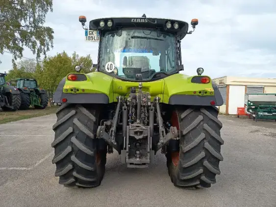 CLAAS ARION 610 - Photo 6