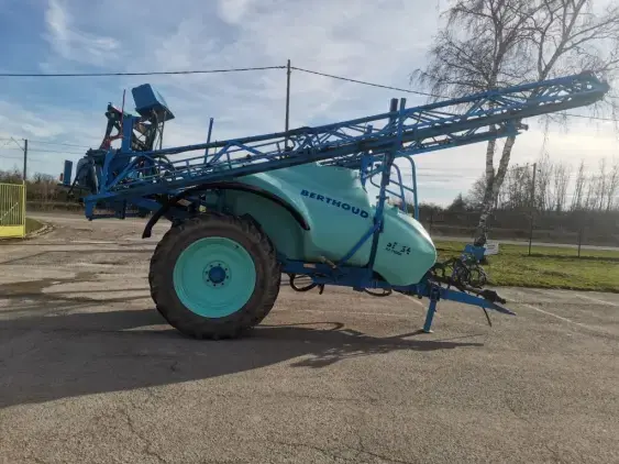 BERTHOUD Tracker 32-34  - Photo 8