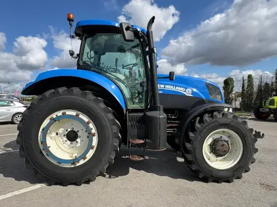 NEW HOLLAND T7 185 - Photo 8