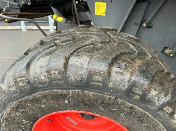 CLAAS LEXION 570 C - Photo 10