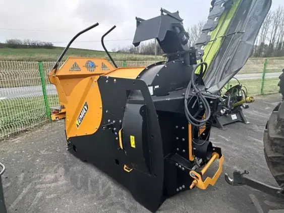 EMILY SIGMA - Photo 1