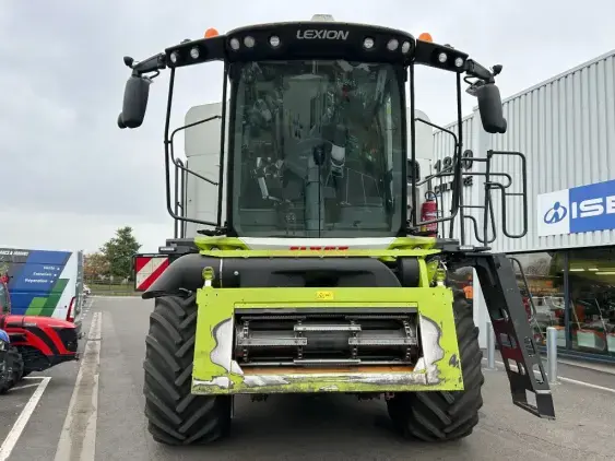 CLAAS Lexion 7400 - Photo 2