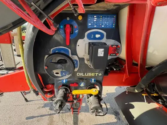 KUHN Metris 4102 - Photo 14