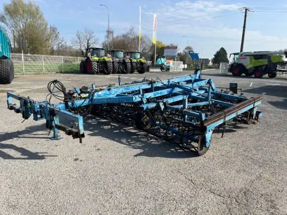 RELIGIEUX COMDOR - Photo 4