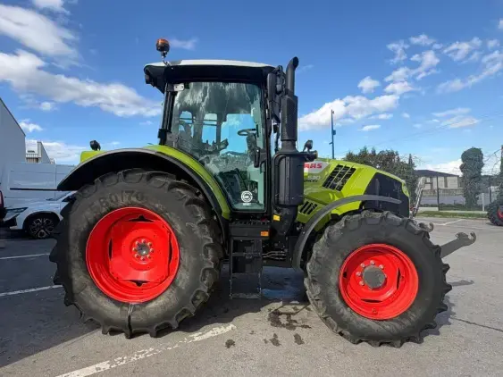 CLAAS ARION 530 - Photo 8
