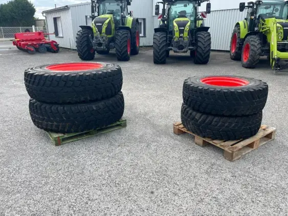 NOKIAN 440/80R34 & 360/80R24 - Photo 1