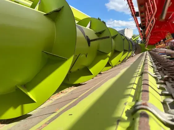 CLAAS Lexion 7400 - Photo 23