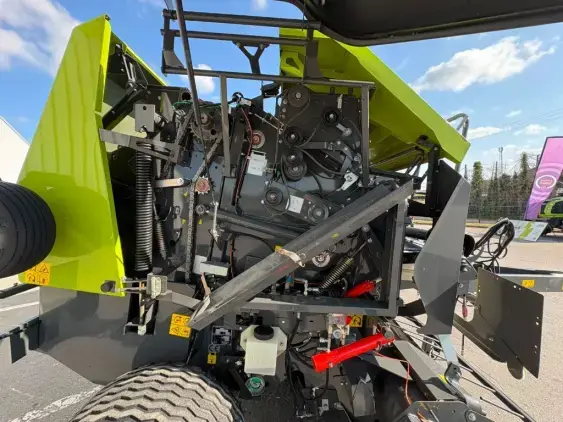 CLAAS Rollant 520 roto cut - Photo 12