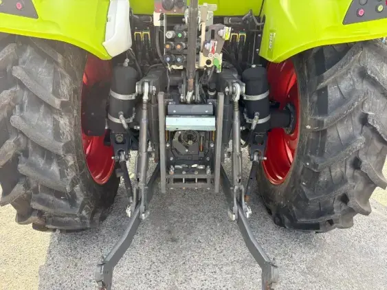 CLAAS Arion 420 - Photo 10