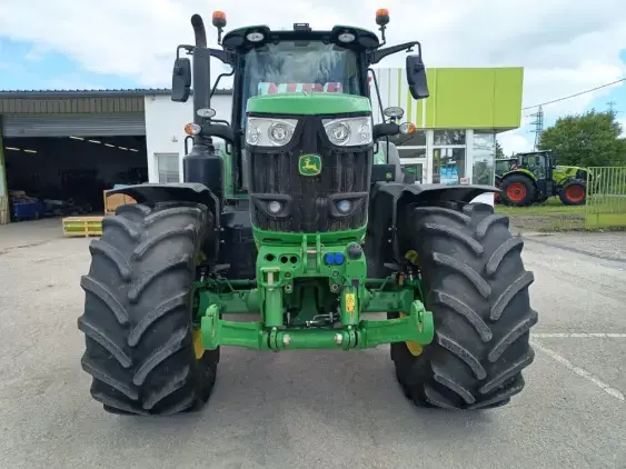 JOHN DEERE 6195M - Photo 2