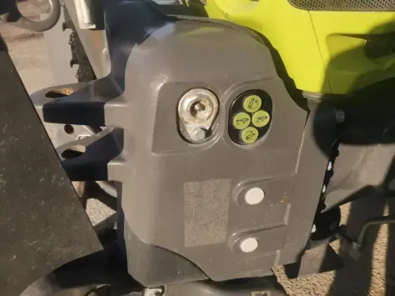 CLAAS Arion 630 c matic - Photo 16