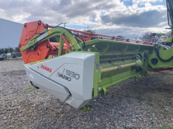 CLAAS LEXION 7600 - Photo 19