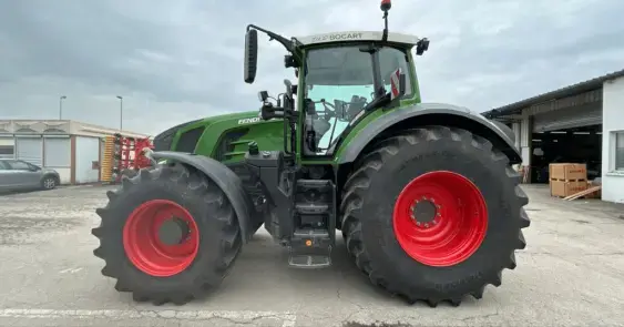FENDT 826 VARIO PROFI + - Photo 4