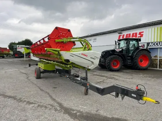 CLAAS Lexion 6700 - Photo 18