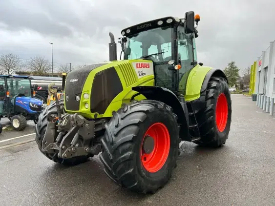 CLAAS AXION 810 - Photo 3