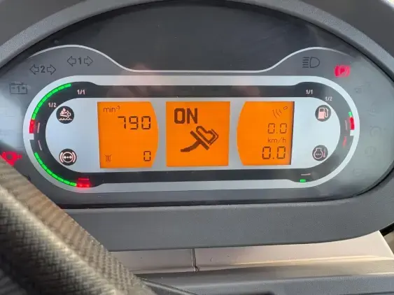 FENDT 824 VARIO PROFI + - Photo 15