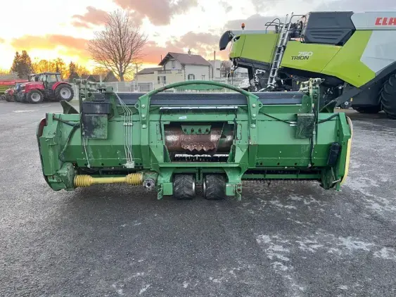 KRONE Easy flow 380S - Photo 6