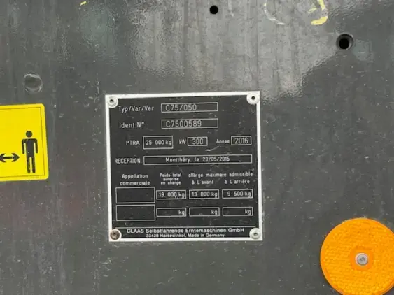 CLAAS LEXION 740 - Photo 13