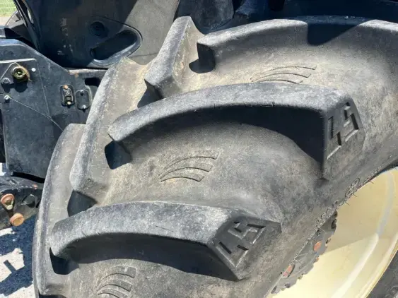 NEW HOLLAND T7.245 - Photo 11