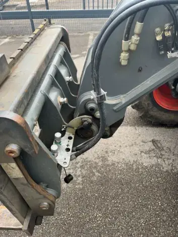 CLAAS SCORPION 736 - Photo 8