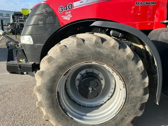 CASE IH MAGNUM 340 - Photo 3