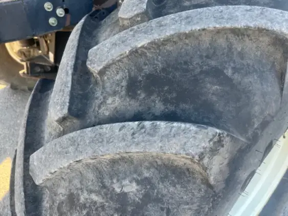 NEW HOLLAND CR 9060 - Photo 18