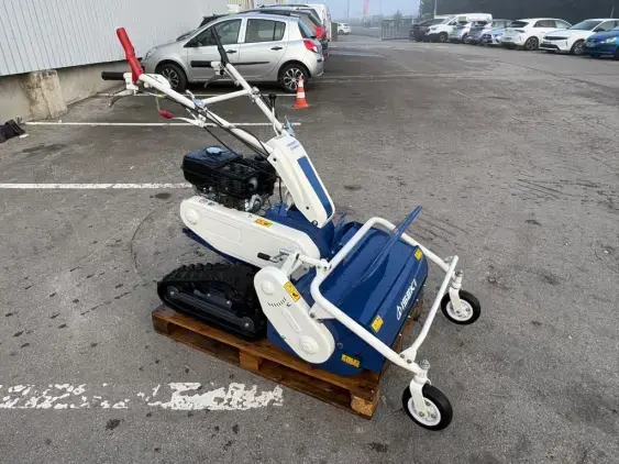 ISEKI Hrce673 - Photo 1