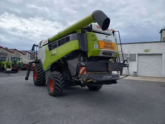 CLAAS lexion 7400 - Photo 6