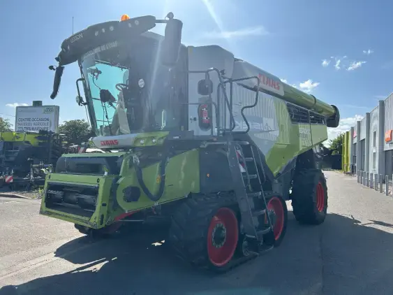 CLAAS 8700TT  - Photo 3