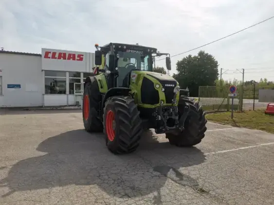 CLAAS AXION 870 CMATIC - Photo 1