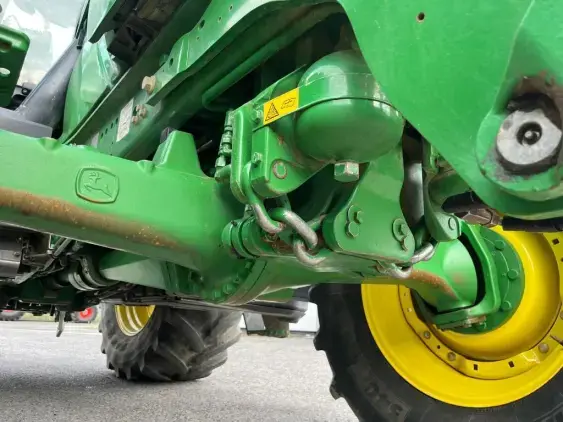 JOHN DEERE 6210R - Photo 9