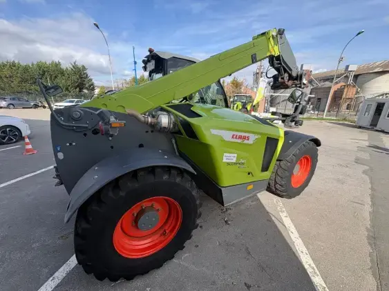 CLAAS SCORPION 741 VARIPOWER - Photo 8