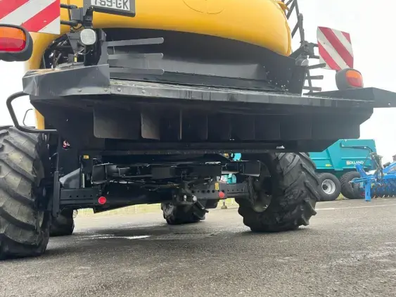 NEW HOLLAND CR 9080 ELEVATION - Photo 13