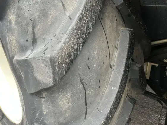 NEW HOLLAND CR 9080 ELEVATION - Photo 16