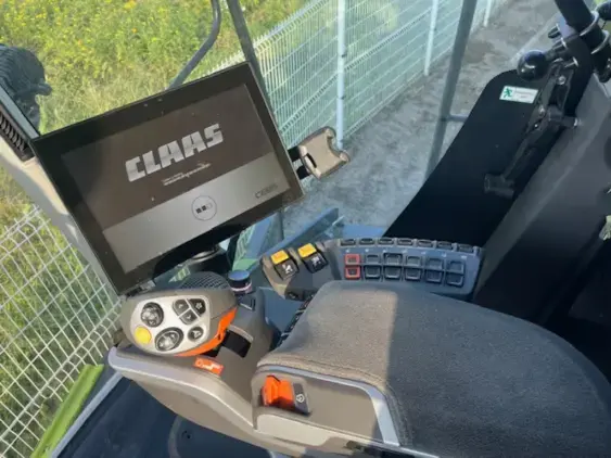 CLAAS 7600 tt - Photo 11