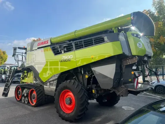 CLAAS Lexion 7500 TT  - Photo 5