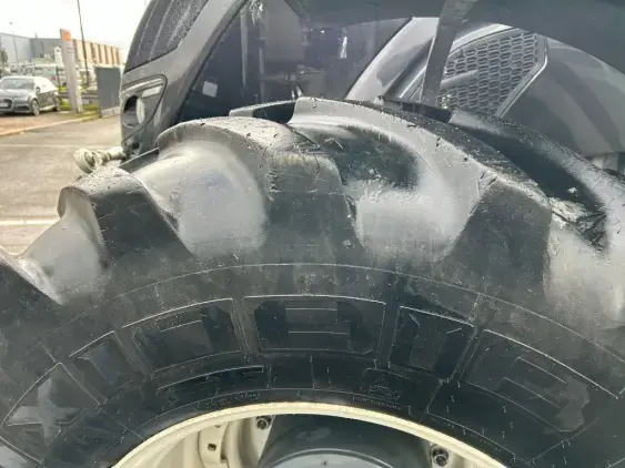 VALTRA s294 - Photo 12