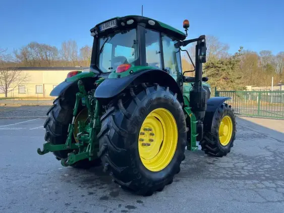 JOHN DEERE 6155M - Photo 7