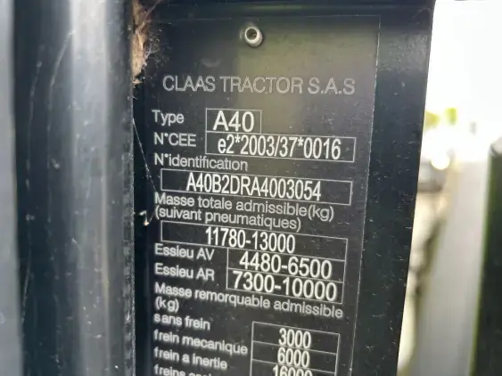 CLAAS Axion 800  - Photo 14