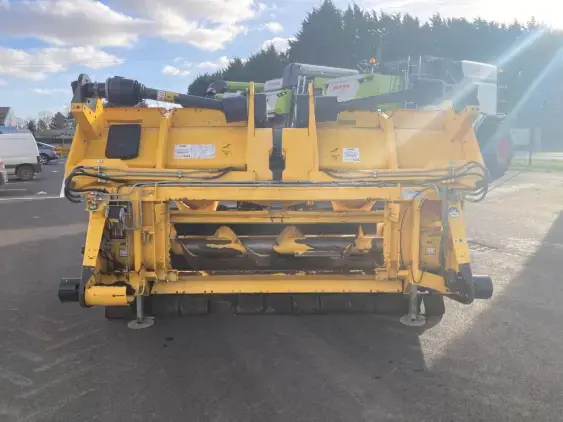 NEW HOLLAND 856 - Photo 6