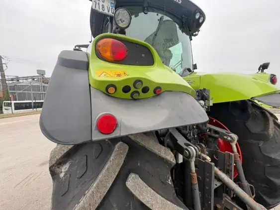 CLAAS AXION 800 - Photo 14