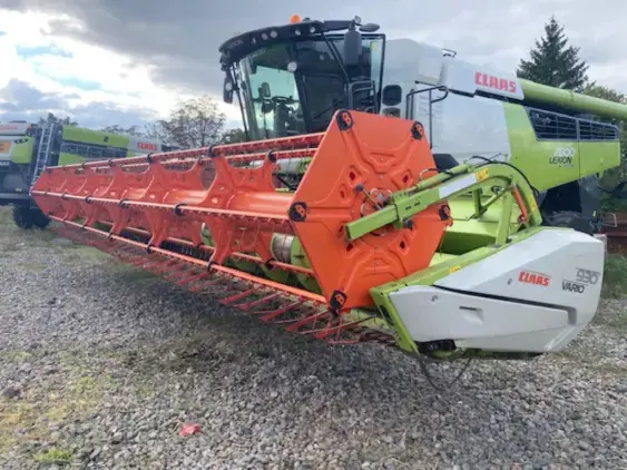 CLAAS LEXION 7600 - Photo 18