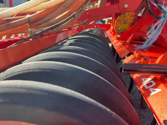 KUHN HR404HD - Photo 10
