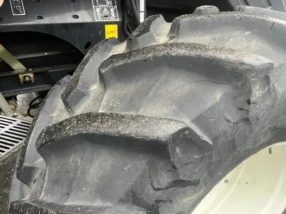 NEW HOLLAND CR 9080 ELEVATION - Photo 17