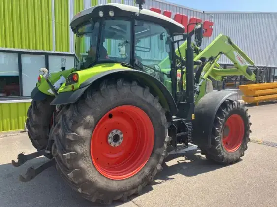 CLAAS Arion 450 - Photo 2