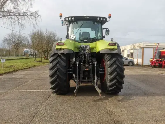 CLAAS AXION 830 CMATIC - Photo 6