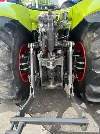 CLAAS Axion 850 cmatic - Photo 16